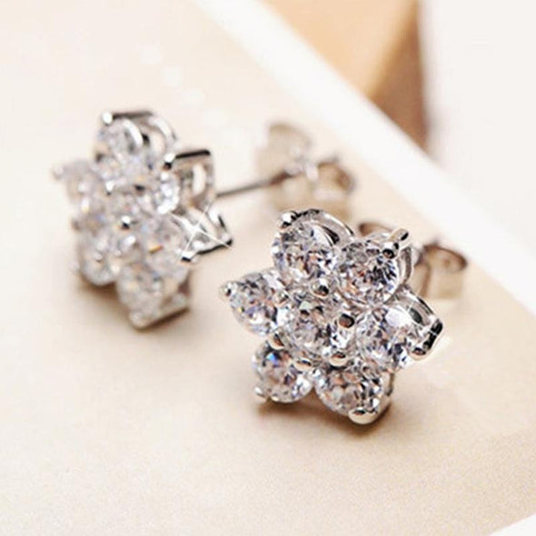 Flower Design Silver Stud Earrings - jolics