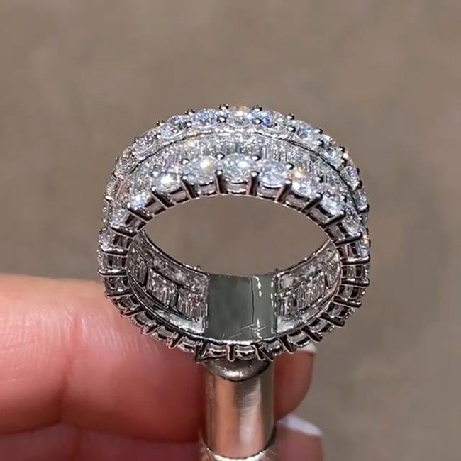 Jolics Handmade Round Cut Halo Diamond 925 Sterling Silver Party & Engagement Ring - jolics